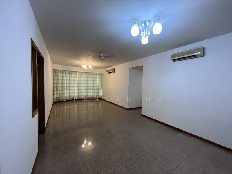 Queens, 10 Stirling Road, 3 Bedrooms, 1,195 sqft, Condominium For Rent, by Spencer Ng, 500152396 - Living Room - PropertyGuru.com.sg