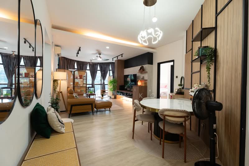 Parc Oasis, 51 Jurong East Avenue 1, 3 Bedrooms, 1,227 sqft, Condominium For Sale, by Brian Koh, 500152405 - Living Room - PropertyGuru.com.sg