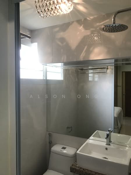 180 Ang Mo Kio Avenue 5, 180 Ang Mo Kio Avenue 5, 2 Bedrooms, 732 sqft, HDB Flat For Rent, by Alson Ong, 500152430 - Bathroom - PropertyGuru.com.sg