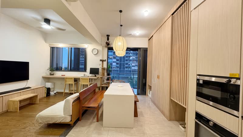 Parc Clematis, 8F Jalan Lempeng, 2 Bedrooms, 710 sqft, Condominium For Sale, by Judy Liu, 500152431 - Living Room - PropertyGuru.com.sg