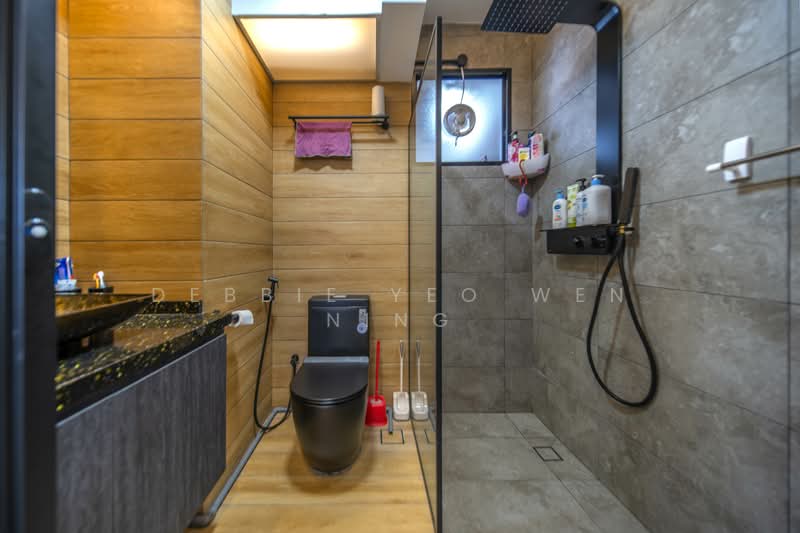 268B Punggol Field, 268B Punggol Field, 3 Bedrooms, 1,604 sqft, HDB Flat For Sale, by Debbie Yeo Wen Ning, 500152438 - Bathroom - PropertyGuru.com.sg