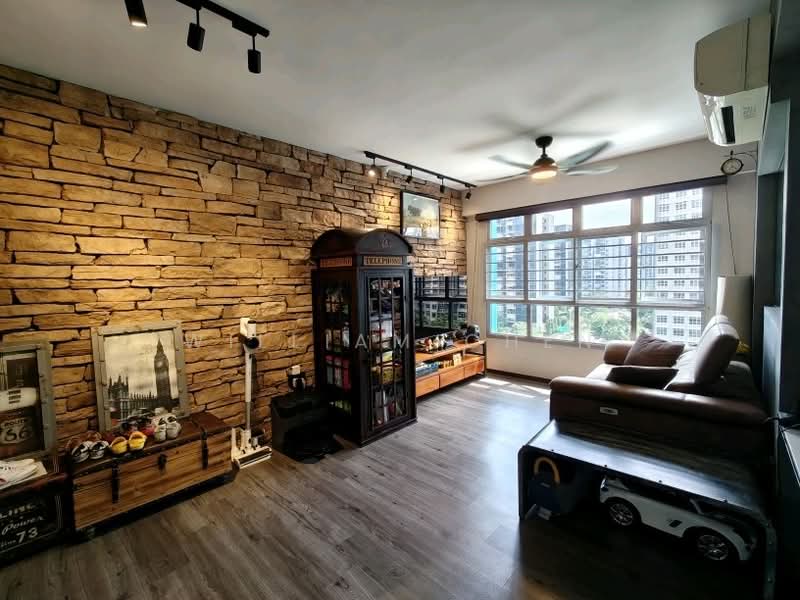 879A Tampines Avenue 8, 879A Tampines Avenue 8, 3 Bedrooms, 1,001 sqft, HDB Flat For Sale, by William Chen, 500152439 - PropertyGuru.com.sg