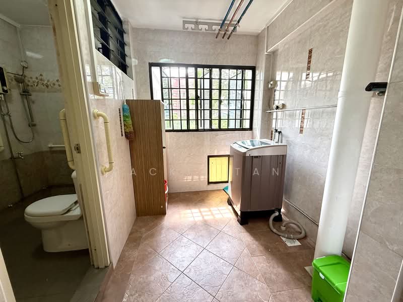 368 Tampines Street 34, 368 Tampines Street 34, 3 Bedrooms, 1,313 sqft, HDB Flat For Sale, by JACKIE TAN, 500152440 - Service Yard - PropertyGuru.com.sg