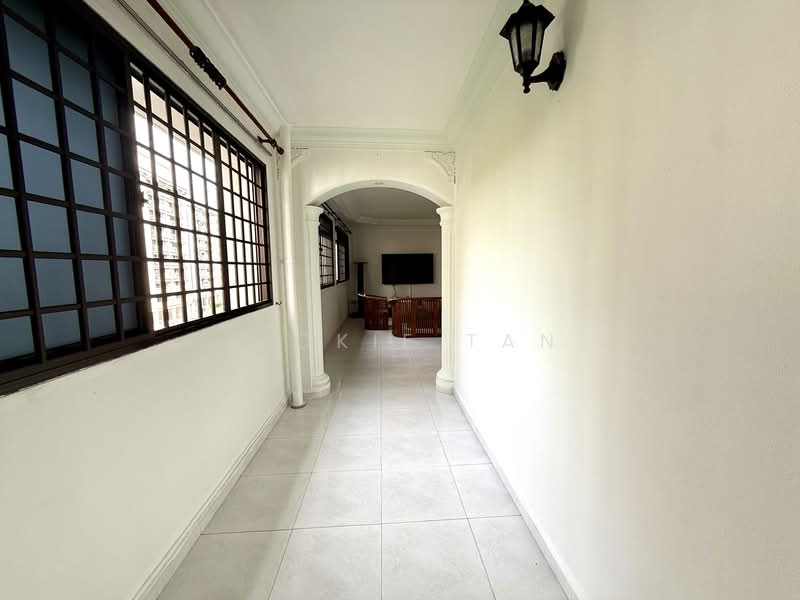 368 Tampines Street 34, 368 Tampines Street 34, 3 Bedrooms, 1,313 sqft, HDB Flat For Sale, by JACKIE TAN, 500152440 - Corridor - PropertyGuru.com.sg