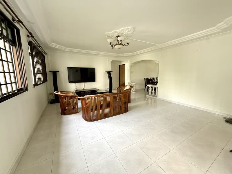 368 Tampines Street 34, 368 Tampines Street 34, 3 Bedrooms, 1,313 sqft, HDB Flat For Sale, by JACKIE TAN, 500152440 - Living Room - PropertyGuru.com.sg