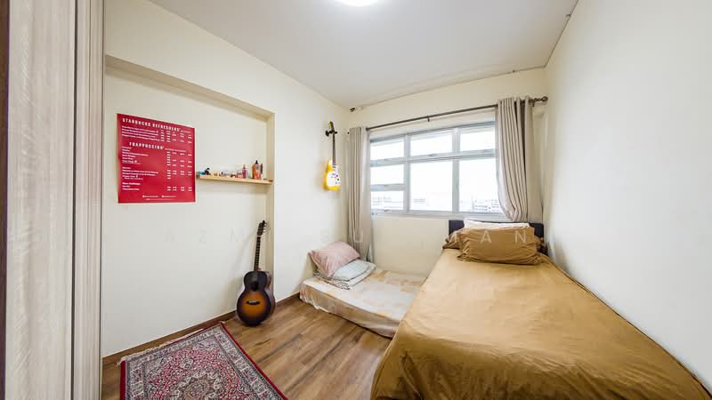 440B Bukit Batok West Avenue 8, 440B Bukit Batok West Avenue 8, 3 Bedrooms, 1,205 sqft, HDB Flat For Sale, by Azmi Suliman, 500152450 - Bedroom - PropertyGuru.com.sg