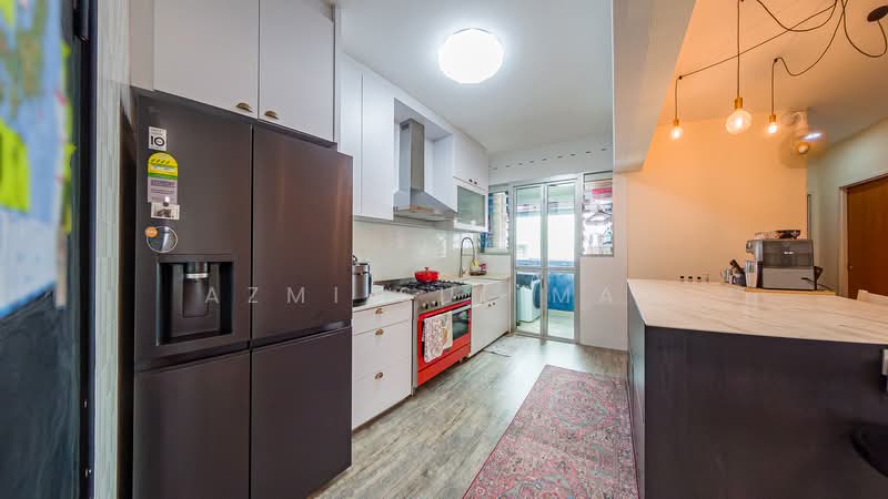 440B Bukit Batok West Avenue 8, 440B Bukit Batok West Avenue 8, 3 Bedrooms, 1,205 sqft, HDB Flat For Sale, by Azmi Suliman, 500152450 - Kitchen - PropertyGuru.com.sg