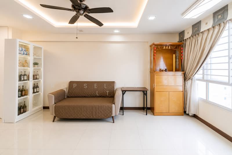 256D Sumang Walk, 256D Sumang Walk, 2 Bedrooms, 732 sqft, HDB Flat For Sale, by Reine Chan, 500152451 - Living Room - PropertyGuru.com.sg
