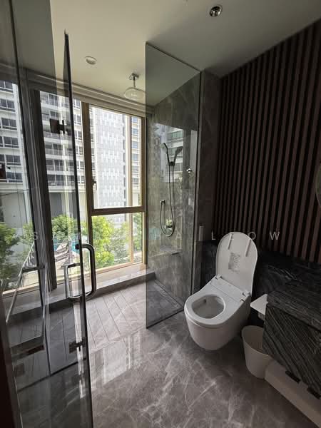 33 Devonshire, 33 Devonshire Road, Orchard / River Valley, 2 Bedrooms, 1,001 sqft, Apartment For Rent, by Samantha Leow, 500152453 - Bathroom - PropertyGuru.com.sg
