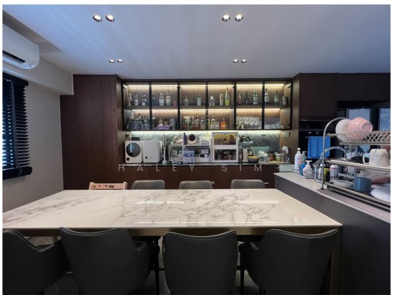 150 Mei Ling Street, 150 Mei Ling Street, 4 Bedrooms, 1,585 sqft, HDB Flat For Sale, by Haley Sim, 500152455 - Luxurious Kitchen! - PropertyGuru.com.sg