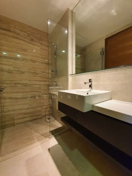 Altez, 16 Enggor Street, 3 Bedrooms, 1,561 sqft, Condominium For Sale, by Jasmine Ye, 500152456 - Bathroom - PropertyGuru.com.sg