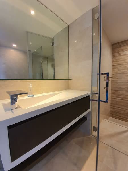 Altez, 16 Enggor Street, 3 Bedrooms, 1,561 sqft, Condominium For Sale, by Jasmine Ye, 500152456 - Bathroom - PropertyGuru.com.sg