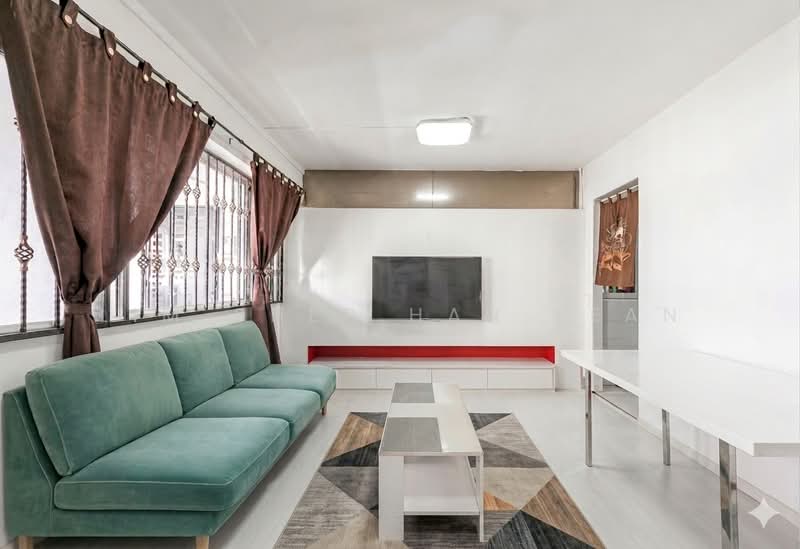 439 Yishun Avenue 11, 439 Yishun Avenue 11, 3 Bedrooms, 904 sqft, HDB Flat For Sale, by Lim Sher Han Sean, 500152465 - Living Room - PropertyGuru.com.sg