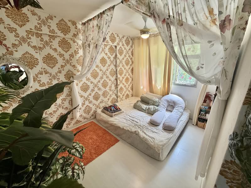 673A Edgefield Plains, 673A Edgefield Plains, 3 Bedrooms, 90 sqft, HDB Flat For Sale, by Susan Mariam (Amboi), 500152467 - Master Bedroom - PropertyGuru.com.sg