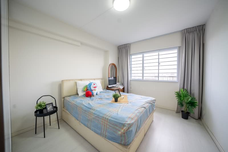 765 Bedok Reservoir View, 765 Bedok Reservoir View, 2 Bedrooms, 115 sqft, HDB Flat For Sale, by Shaw Yong, 500152487 - Bedroom - PropertyGuru.com.sg
