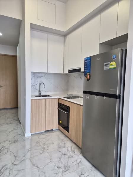 Mattar Residences, 7 Mattar Road, 1 Bedroom, 560 sqft, Condominium For Rent, by Raja Lathme, 500152491 - Kitchen - PropertyGuru.com.sg