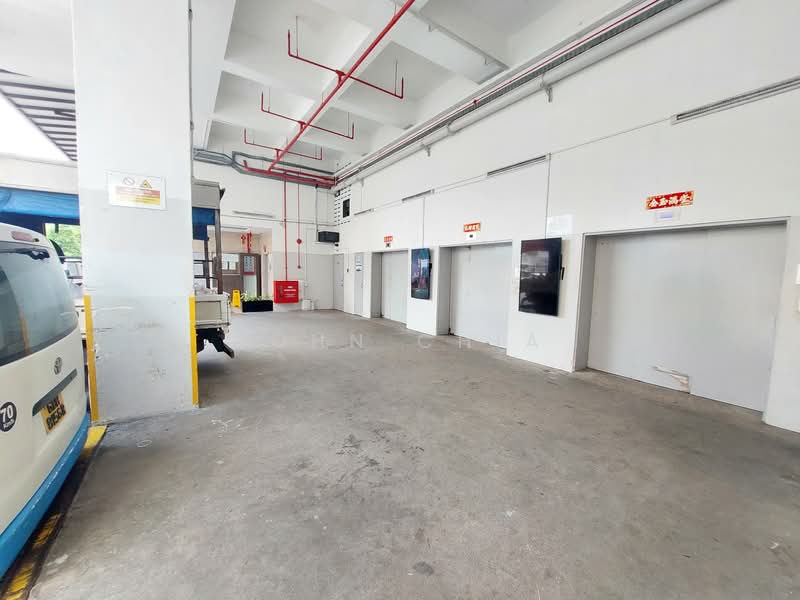 Aljunied Industrial Complex, 623-625 Aljunied Road, 480 sqft, Light Industrial (B1) For Rent, by John Chia, 500152494 - Car Park - CommercialGuru.com.sg
