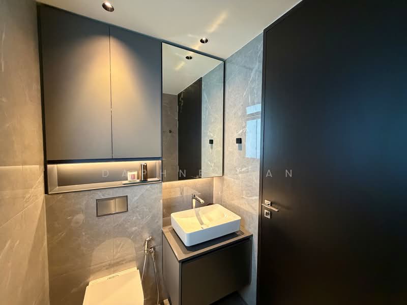 Irwell Hill Residences, 2 Irwell Hill, 2 Bedrooms, 667 sqft, Condominium For Rent, by Daphne Lean, 500152507 - Bathroom - PropertyGuru.com.sg