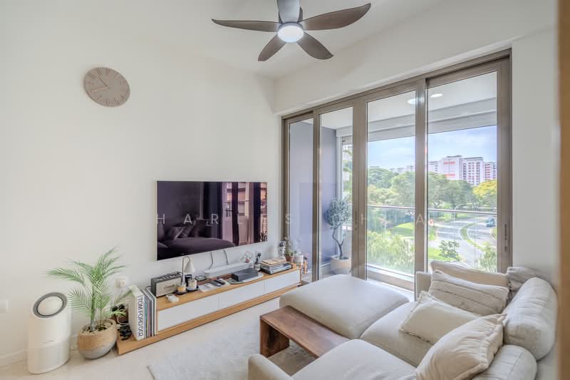 The Tre Ver, 60 Potong Pasir Avenue 1, 2 Bedrooms, 614 sqft, Condominium For Sale, by Charles Chua, 500152513 - Living Room - PropertyGuru.com.sg