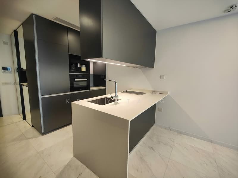 Cairnhill Nine, 9 Cairnhill Road, 2 Bedrooms, 731 sqft, Condominium For Sale, by Kelly Tang, 500152514 - Kitchen - PropertyGuru.com.sg