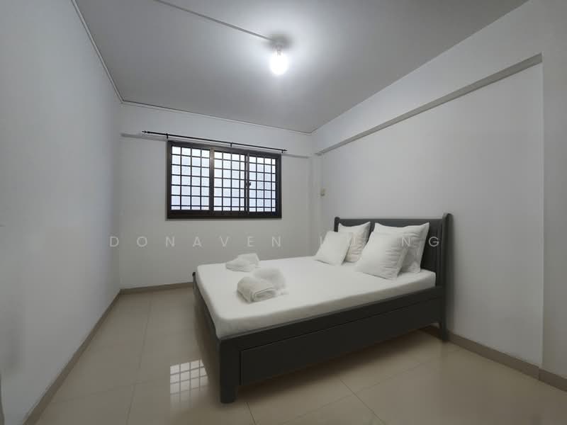 842 Woodlands Street 82, 842 Woodlands Street 82, 3 Bedrooms, 904 sqft, HDB Flat For Sale, by Donaven Huang, 500152516 - Bedroom - PropertyGuru.com.sg