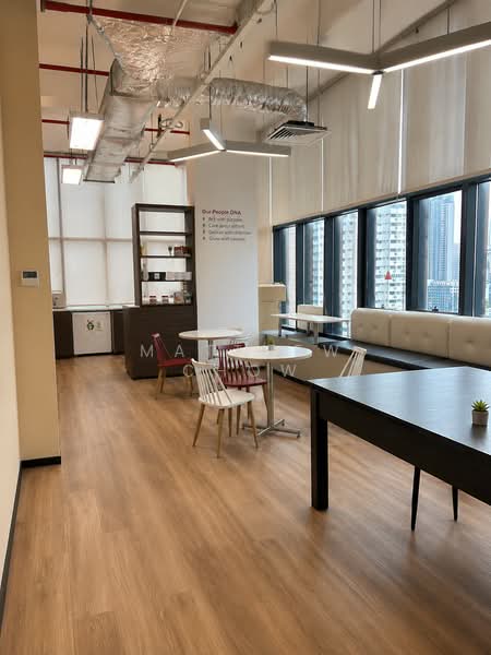 Zhongshan Mall Balestier, 20 Ah Hood Road, 5,404 sqft, Office For Rent, by Matthew Chow, 500152527 - Pantry - CommercialGuru.com.sg