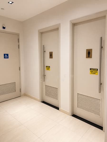 Zhongshan Mall Balestier, 20 Ah Hood Road, 5,404 sqft, Office For Rent, by Matthew Chow, 500152527 - Internal Bathrooms - CommercialGuru.com.sg
