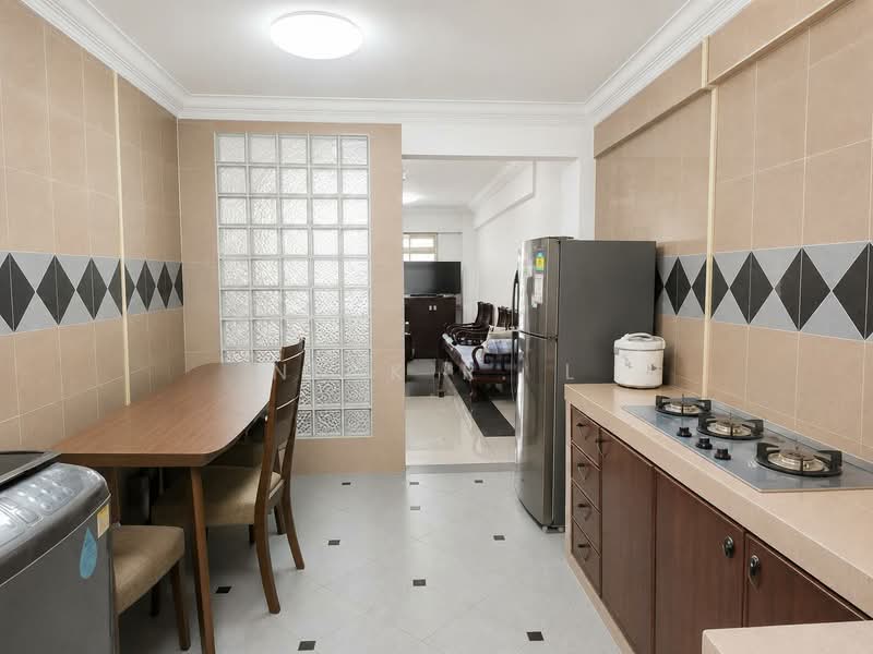 127 Ang Mo Kio Avenue 3, 127 Ang Mo Kio Avenue 3, 2 Bedrooms, 721 sqft, HDB Flat For Sale, by Nick R. L, 500152536 - Kitchen - PropertyGuru.com.sg