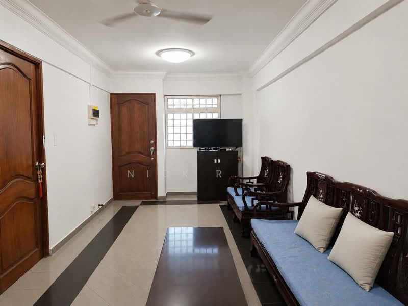 127 Ang Mo Kio Avenue 3, 127 Ang Mo Kio Avenue 3, 2 Bedrooms, 721 sqft, HDB Flat For Sale, by Nick R. L, 500152536 - Living Room - PropertyGuru.com.sg