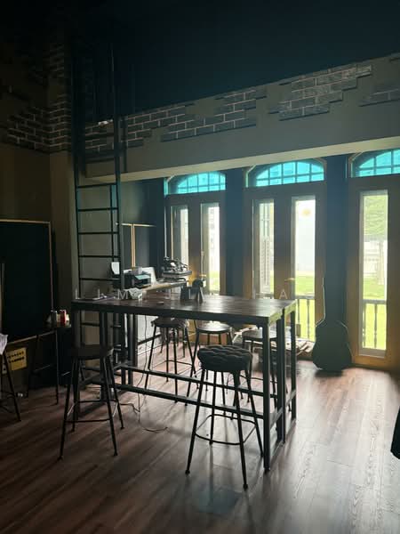 Main road facing 3 level shophouse for rent, 140 Owen road, 2,700 sqft, Shop / Shophouse For Rent, by Lim Jia Hao, 500152543 - Interior - CommercialGuru.com.sg