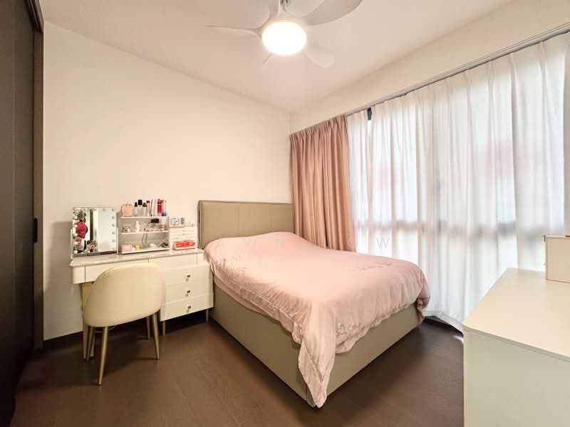 Tembusu Grand, 96 Jalan Tembusu, 3 Bedrooms, 1,173 sqft, Condominium For Sale, by Shawn Low, 500152556 - Master Bedroom - PropertyGuru.com.sg