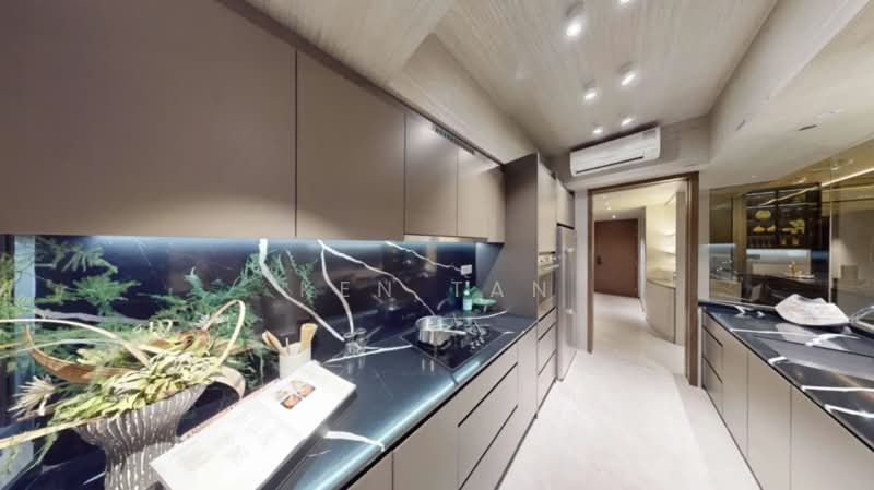 One Marina Gardens, 3 Marina Gardens Lane, 2 Bedrooms, 657 sqft, Apartment For Sale, by Ken Tan, 500152557 - Kitchen - PropertyGuru.com.sg