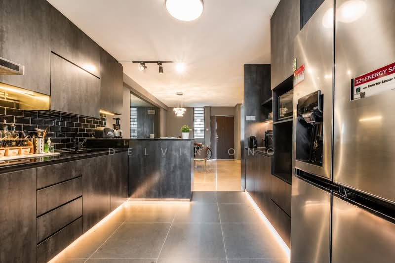 919 Hougang Avenue 4, 919 Hougang Avenue 4, 3 Bedrooms, 1,076 sqft, HDB Flat For Sale, by Delvin Ong, 500152569 - Kitchen - PropertyGuru.com.sg