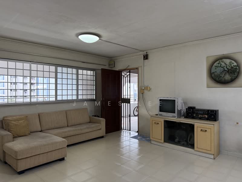 165 Bukit Batok West Avenue 8, 165 Bukit Batok West Avenue 8, 3 Bedrooms, 1,119 sqft, HDB Flat For Sale, by James Lee, 500152572 - Living Room - PropertyGuru.com.sg