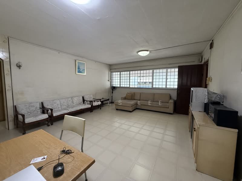 165 Bukit Batok West Avenue 8, 165 Bukit Batok West Avenue 8, 3 Bedrooms, 1,119 sqft, HDB Flat For Sale, by James Lee, 500152572 - Living Room - PropertyGuru.com.sg