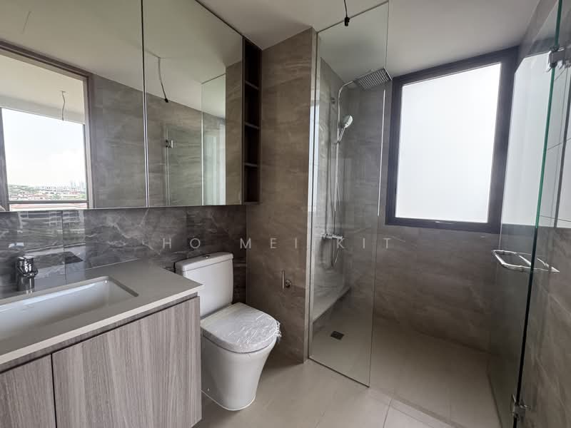 The Botany at Dairy Farm, 3 Dairy Farm Walk, 3 Bedrooms, 883 sqft, Condominium For Sale, by Ho Mei Kit, 500152573 - Bathroom - PropertyGuru.com.sg