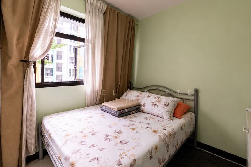 488 Segar Road, 488 Segar Road, 1 Bedroom, 506 sqft, HDB Flat For Sale, by ADNIX LIU, 500152579 - Bedroom - PropertyGuru.com.sg