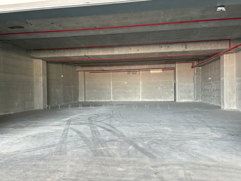 Brand New Car Workshops with EV Chargers in Jurong, Boon Lay / Jurong / Tuas, 2,500 sqft, Factory / Workshop (B2) For Rent, by CHUA CHENG XUAN, 500152583 - Interior - CommercialGuru.com.sg