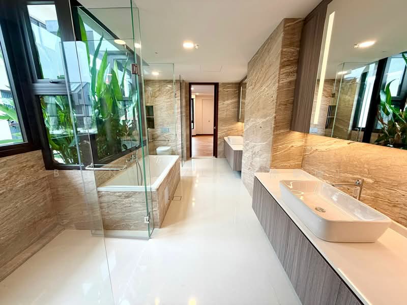 BRENDA ZEE ✧ 945O9938 ✧ D10 New Semi-D ✧ Pool ✧ Lift ✧ Within 1km to SCGS, Fernhill Road, Stevens Close, Fernhill Close, 5 Bedrooms, 9,500 sqft, Semi-Detached House For Sale, by Brenda Zee (徐黎倫), 500152586 - Bathroom - PropertyGuru.com.sg