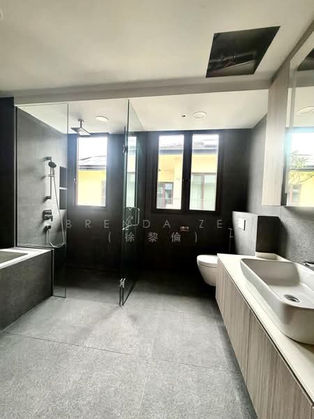 BRENDA ZEE ✧ 945O9938 ✧ D10 New Semi-D ✧ Pool ✧ Lift ✧ Within 1km to SCGS, Fernhill Road, Stevens Close, Fernhill Close, 5 Bedrooms, 9,500 sqft, Semi-Detached House For Sale, by Brenda Zee (徐黎倫), 500152586 - Bathroom - PropertyGuru.com.sg