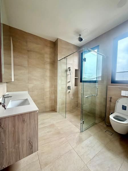 BRENDA ZEE ✧ 945O9938 ✧ D10 New Semi-D ✧ Pool ✧ Lift ✧ Within 1km to SCGS, Fernhill Road, Stevens Close, Fernhill Close, 5 Bedrooms, 9,500 sqft, Semi-Detached House For Sale, by Brenda Zee (徐黎倫), 500152586 - Bathroom - PropertyGuru.com.sg