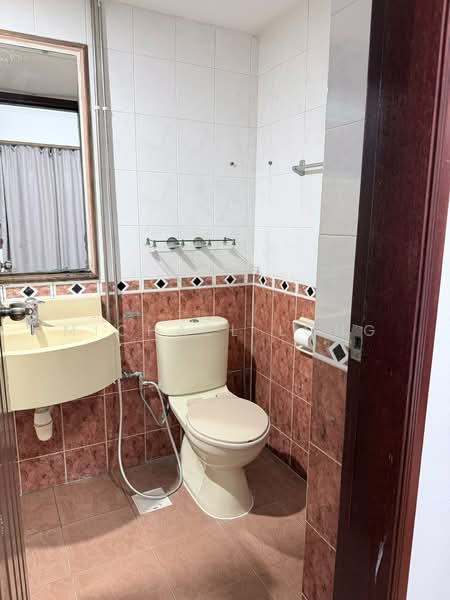 Victory Heights, 13 Kim Keat Road, Room Rental, 200 sqft, Condominium For Rent, by Michael Long, 500152587 - Bathroom - PropertyGuru.com.sg