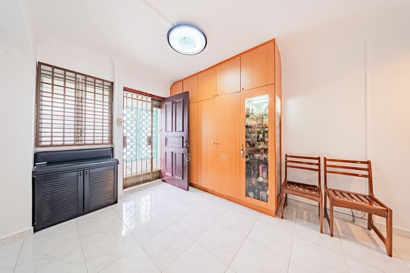 627 Ang Mo Kio Avenue 9, 627 Ang Mo Kio Avenue 9, 4 Bedrooms, 1,206 sqft, HDB Flat For Sale, by James Wong, 500152595 - Entrance - PropertyGuru.com.sg