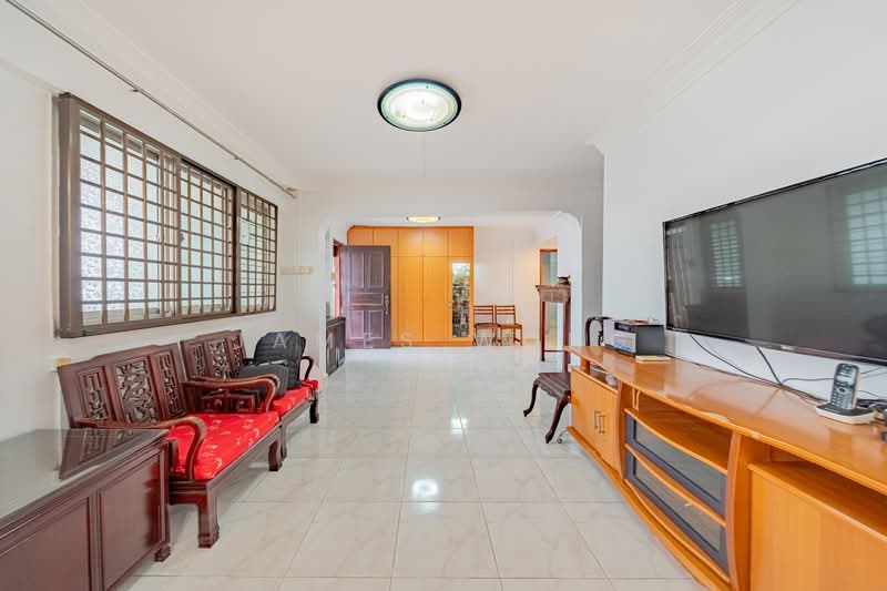 627 Ang Mo Kio Avenue 9, 627 Ang Mo Kio Avenue 9, 4 Bedrooms, 1,206 sqft, HDB Flat For Sale, by James Wong, 500152595 - Living Room - PropertyGuru.com.sg