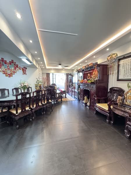 688 Jurong West Central 1, 688 Jurong West Central 1, 3 Bedrooms, 1,270 sqft, HDB Flat For Sale, by Denise Ho, 500152613 - Living Room - PropertyGuru.com.sg