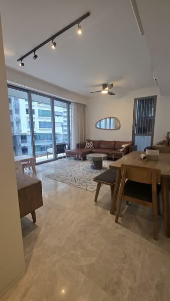 Amber Park, 18A Amber Gardens, 4 Bedrooms, 1,302 sqft, Condominium For Rent, by Augustine Tan, 500152620 - Living Room - PropertyGuru.com.sg
