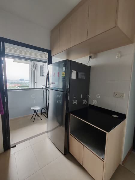 211A Clementi Avenue 6, 211A Clementi Avenue 6, 2 Bedrooms, 732 sqft, HDB Flat For Rent, by Chew Ling Ling 周鈴鈴, 500152624 - Kitchen - PropertyGuru.com.sg