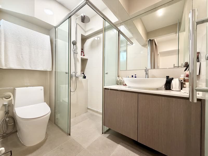 50 Telok Blangah Drive, 50 Telok Blangah Drive, 3 Bedrooms, 1,055 sqft, HDB Flat For Sale, by Amos Yong, 500152628 - Bathroom - PropertyGuru.com.sg