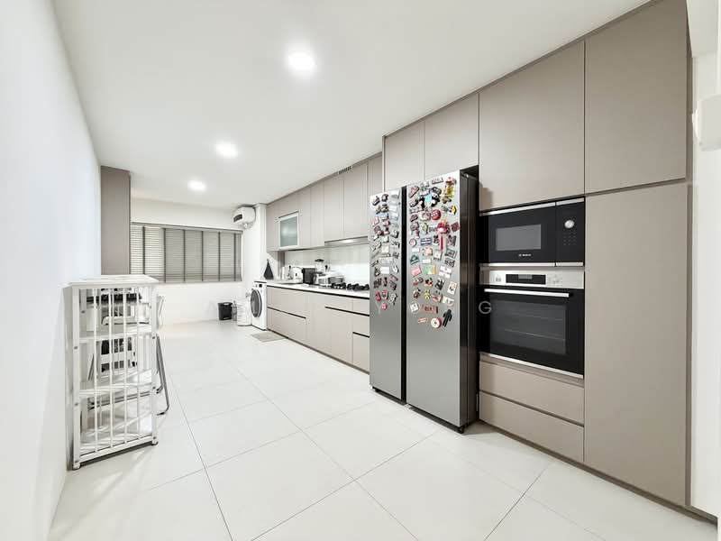 50 Telok Blangah Drive, 50 Telok Blangah Drive, 3 Bedrooms, 1,055 sqft, HDB Flat For Sale, by Amos Yong, 500152628 - Kitchen - PropertyGuru.com.sg