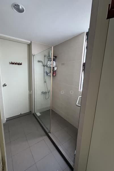 Faber Garden Condominium, 8 Angklong Lane, 3 Bedrooms, 1,873 sqft, Condominium For Sale, by May Goh, 500152632 - Bathroom - PropertyGuru.com.sg